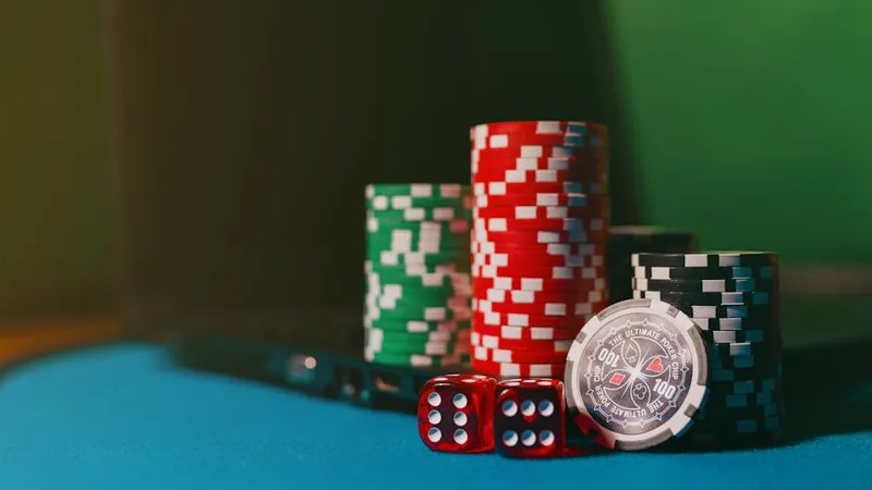 blackjack chips on green felt