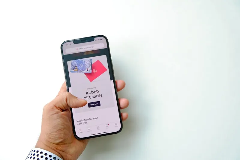 app interface card screen close