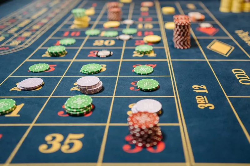 blackjack chips bet stack tall