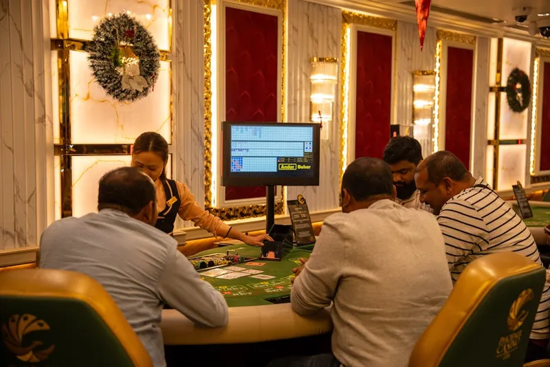 casino floor pit boss watching
